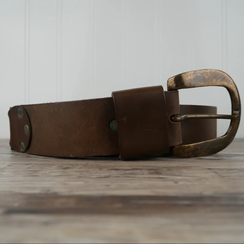 Salvatori brown leather belt w/brass tone buckle L - Picture 1 of 8